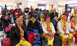 青春洋溢，，，，，曼妙轻飞&mdash;&mdash;&ldquo;艾是康健杯&rdquo;广场舞大赛在Z6尊龙旗舰厅官网入口之家汉阳店火热上演